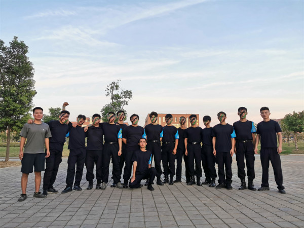 5dcc868f67f343a19aae8cb04066342b.jpg
