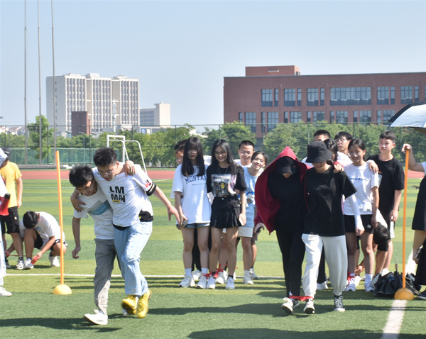 aabc3d79d5e0406a8279994d1ed12e2e.jpg