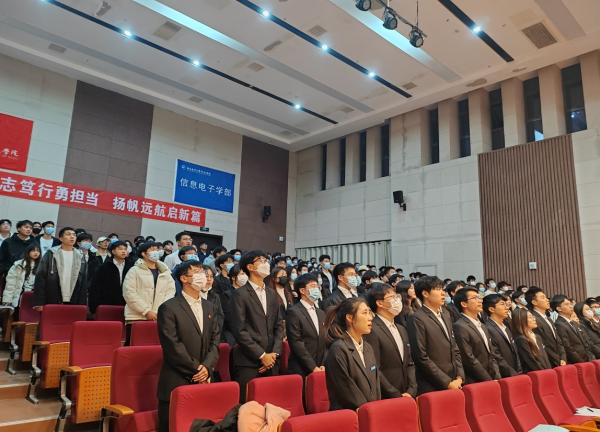 dcc48d9fcc9d451bbe20c6cd3bee9104.png