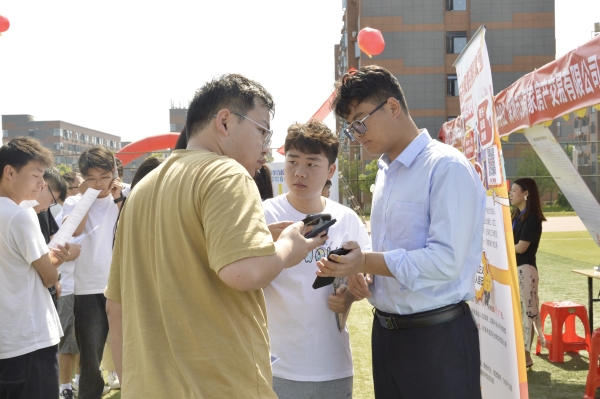 c152fff03ab640adb8cc3a37091174d5.jpg